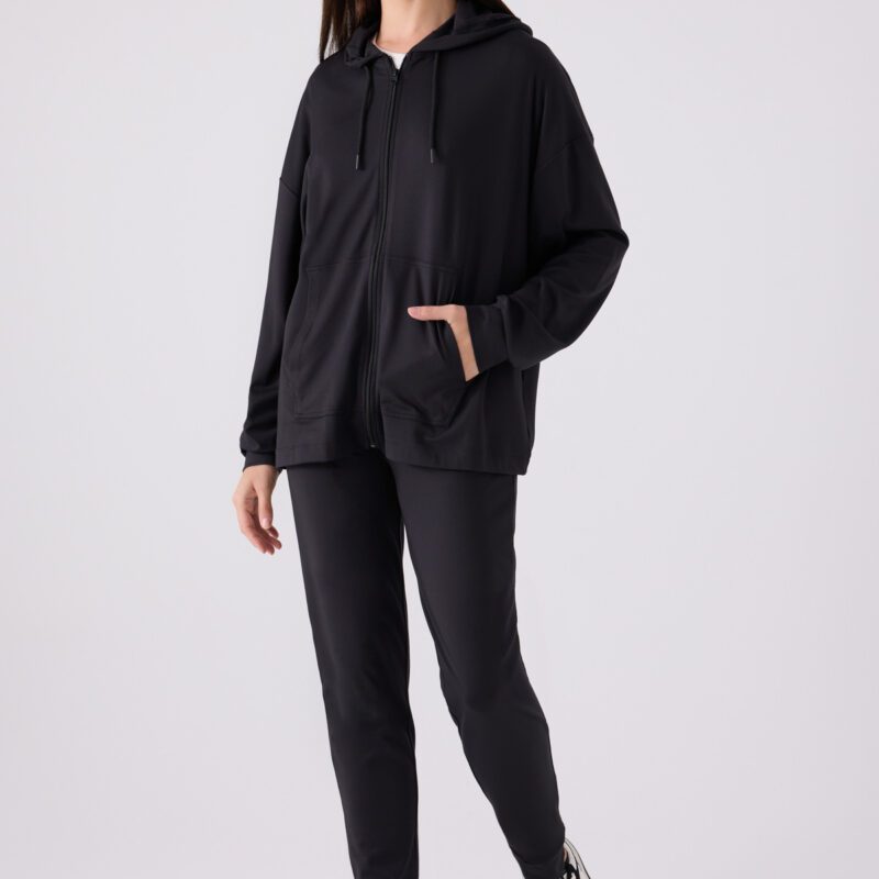 AR3111-S طقم تريننج للنساء قطعتين لون اسود