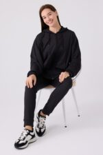 AR3111-S طقم تريننج للنساء قطعتين لون اسود - الصورة 3