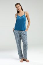 AR3210-S طقم قماش ثلاث قطع مع روب للنساء بتصميم ولون انيق - الصورة 2