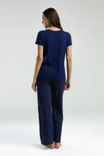 PC8953 PIERRE CARDIN  طقم بيجاما قطعتين للنساء لون كحلي - الصورة 6