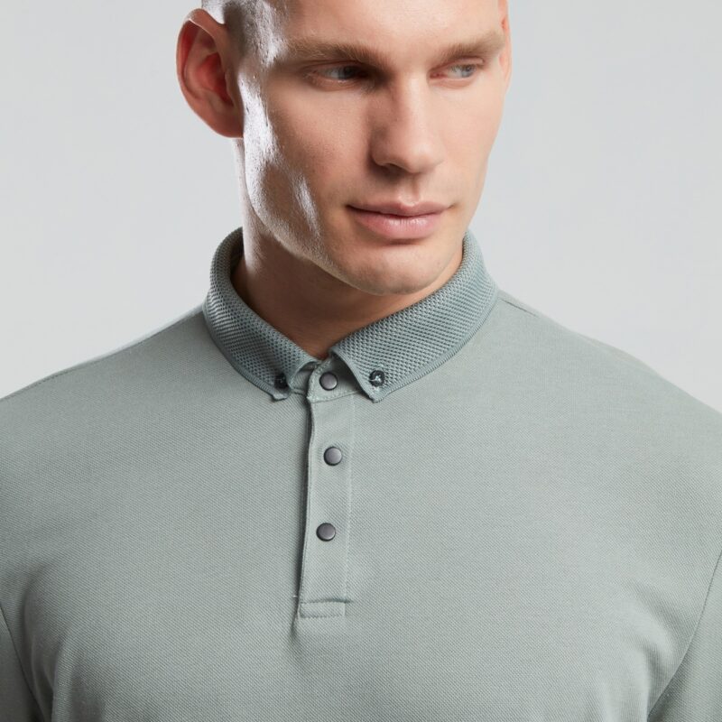 BMY0044 BENMANAJ بلوز لون فستقي قطن مع قبة  للشباب