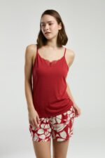 AR3264-S طقم شورت قطعتين لون احمر للنساء