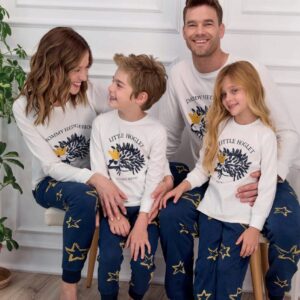 AR1428 طقم بيجاما شتوي قطعتين لون كحلي "FAMILY HEDGEHOG" - Family Collection