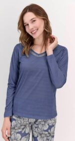 AR1475 طقم بيجاما قطعتين مع بنطال مرسوم بالورود لون نيلي - الصورة 3