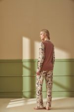 F-4280 طقم بيجاما شتوي قطعتين باكمام موردة مع ازرار - الصورة 6