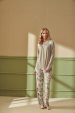 ⁦F-4284 طقم بيجاما شتوي قطعتين باكمام موردة⁩ - الصورة ⁦2⁩