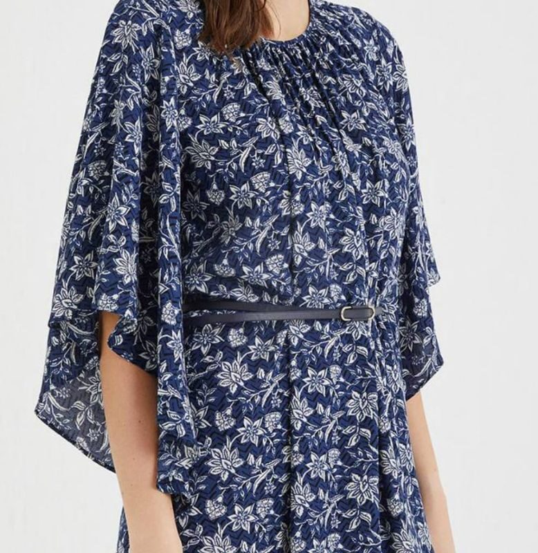 S21D137- فستان  قصير بنقشة الزهور مع حزام