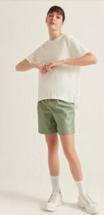 ⁦S22T187-T-SHIRTتي شيرت ظهر شفاف⁩ - الصورة ⁦4⁩