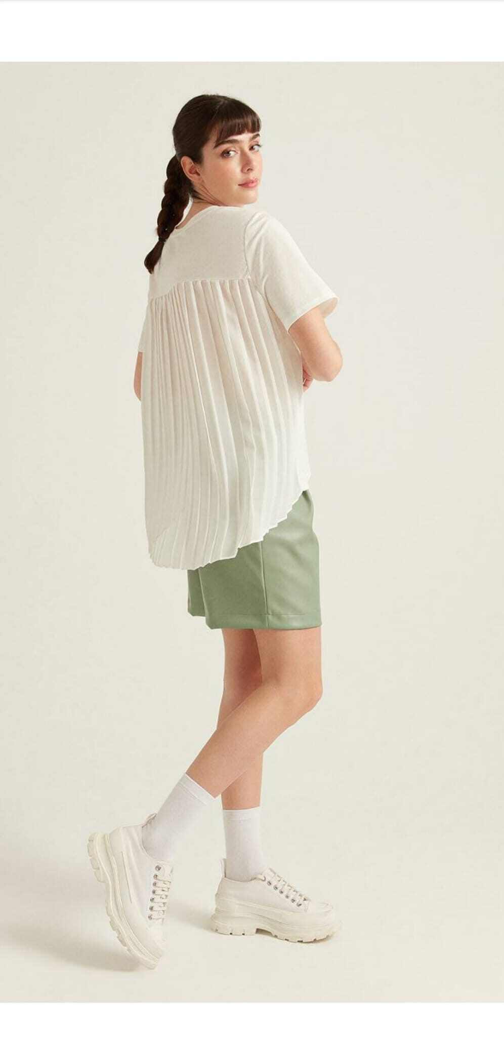 S22T187-T-SHIRTتي شيرت ظهر شفاف