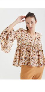 ⁦S21b457-Bluz  بلوز بنقشة الزهور  فلو باكمام عريضة⁩ - الصورة ⁦3⁩