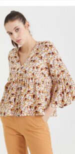 ⁦S21b457-Bluz  بلوز بنقشة الزهور  فلو باكمام عريضة⁩ - الصورة ⁦4⁩