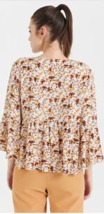 ⁦S21b457-Bluz  بلوز بنقشة الزهور  فلو باكمام عريضة⁩ - الصورة ⁦6⁩