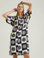 S22D323- فستان كتان منقوش مقاس كبير