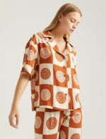 ⁦S22G203-GOMLEK RUSTقميص كتان نصف كم بأزرار  منقوش⁩ - الصورة ⁦3⁩