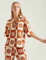 S22G203-GOMLEK RUSTقميص كتان نصف كم بأزرار  منقوش