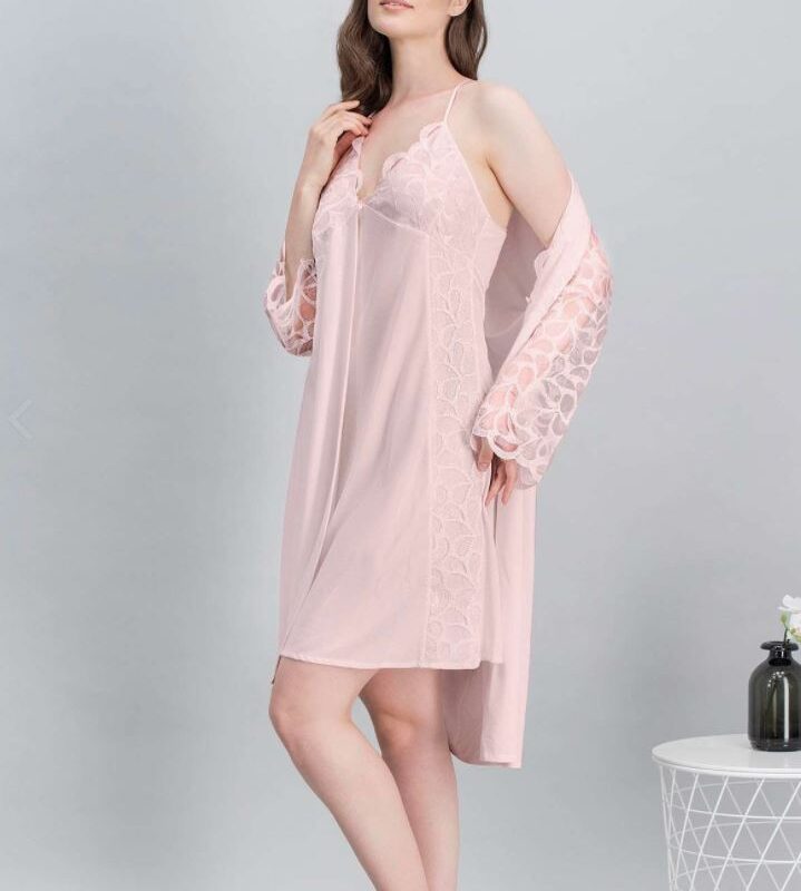 AR-552-S قميص نوم لون زهري بارد قطن مع روب اكمام شفافة