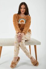 AR2175 طقم بيجاما قطعتين بلوز فرو من كولكشن الام وابنتها - الصورة 3