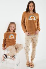 AR2175 طقم بيجاما قطعتين بلوز فرو من كولكشن الام وابنتها