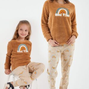 AR2175 طقم بيجاما قطعتين بلوز فرو من كولكشن الام وابنتها