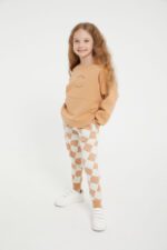 ⁦RP2982-V1 طقم تريننج قطعتين مبطن لون الكاميل⁩ - الصورة ⁦3⁩