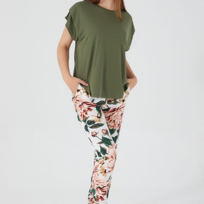 AR2462-S طقم بيتي قطعتين للنساء بلوز نصف كم لون زيتي مع بنطال مرسوم