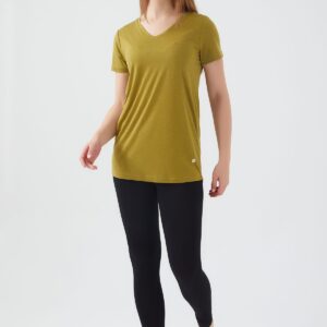 PC8613-S PIERRE CARDIN طقم بيجاما قطعتين للنساء بلوز نصف كم طويلة لون زيتوني مع جراب مرن وخفيف