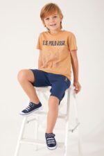 US1306 US POLO طقم شورت للاولاد قطعتين نصف كم قطن لون بني