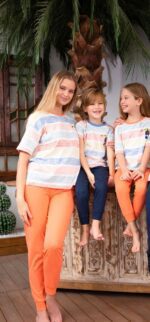 RP3097 من كولكشن العائلة الام مع  اولادها طقم بيجاما قطن قطعتين نصف كم بالوان صيفية