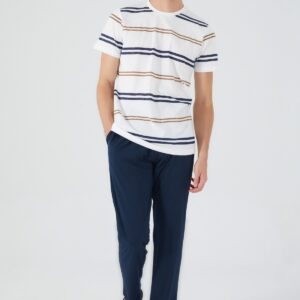 AR2548-Sطقم بيجاما بعلبة كرتون للرجال ثلاث قطع قطن بلوز لون ابيض مخططة باللونين الكحلي والبني مع بنطال وشورت