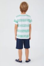 US1300 US POLO طقم شورت للاولاد قطعتين قطن بلوز مخططة باللون الاخضر مع شورت لون كحلي - الصورة 3