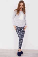 AR2154 من كولكشن العائلة الام مع ابنتها بيجاما قطن سوبيرم قطعتين بلوز لون رمادي فاتح مع بنطال لون كحلي - الصورة 7