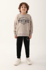 RP3287طقم تريننج للاولاد مبطن ودافئ بلوز لون بيج مع بنطال لون اسود - الصورة 4