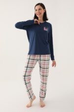 AR2650 طقم بيجاما للنساء قطعتين قطن الزبدة بلوز لون كحلي مع بنطال مُقلم - الصورة 5