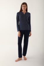 AR2659 طقم بيجاما قطعتين قطن الزبدة بلوز لون كحلي منقطة مع بنطال لون كحلي - الصورة 2