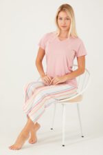 ⁦PC8544-S PIERRE CARDIN طقم بيتي قطعتين للنساء ماركة بيير كاردن برمودا⁩ - الصورة ⁦4⁩