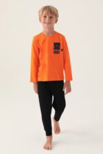 RP3338 طقم بيجاما للاولاد قطن بلوز لون برتقالي مع بنطال لون اسود