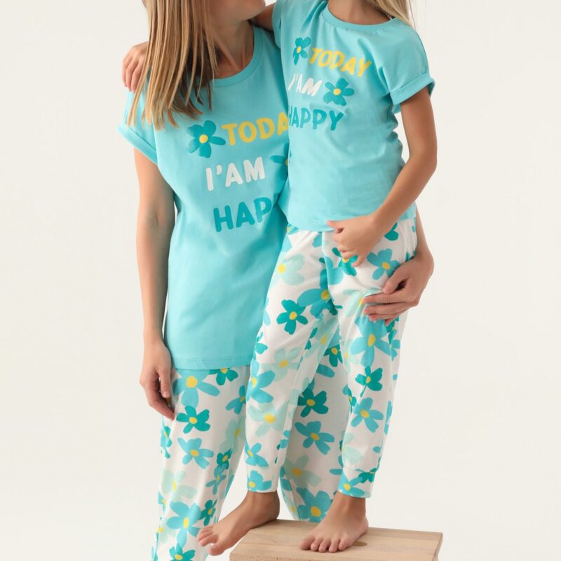RP3394 طقم بيجاما قطن من كولكشن الام مع ابنتها بلون صيفي مميز