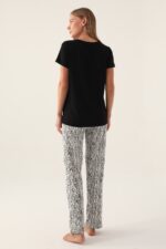 ⁦AR2897-S طقم بيتي قطن للنساء بتصميم راقي والوان مميزة⁩ - الصورة ⁦3⁩