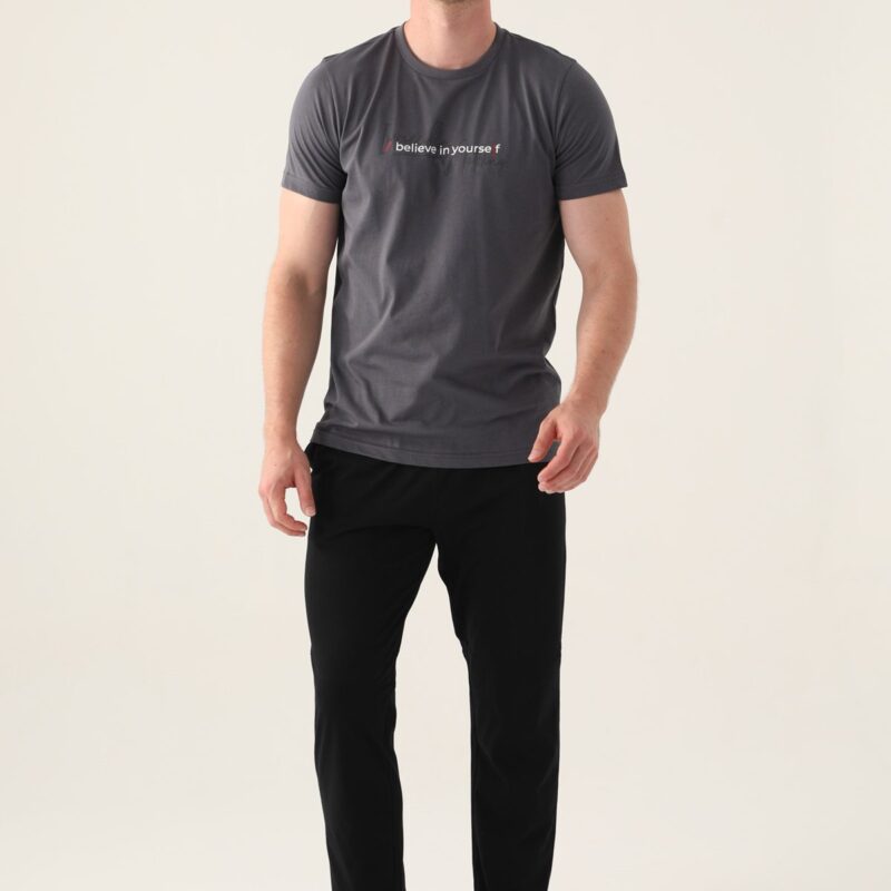 AR3001-S طقم بيجاما قطن للرجال  قطعتين بلوز لون رمادي مع بنطال لون اسود