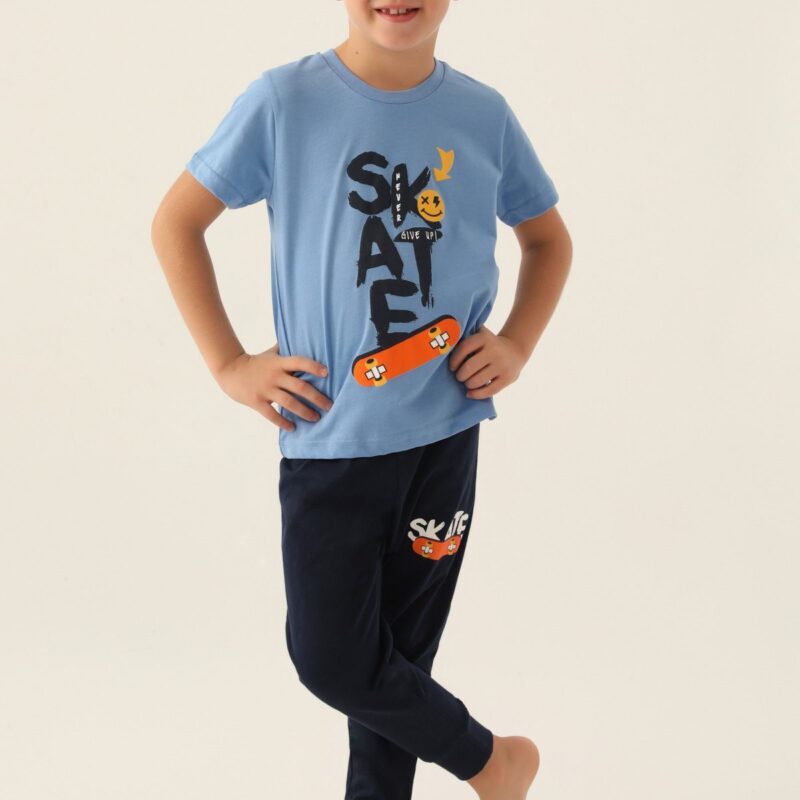 RP3354 طقم بيجاما قطن للاولاد قطعتين بلونها المميز