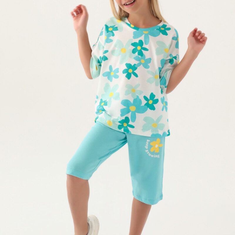 RP3395 طقم برمودا قطن للبنات بلوز فلو مزينة بالورود لون ازرق سماوي