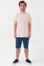 AR2046-S طقم شورت للرجال قطن بلوز لون بيج مع شورت لون بترولي - الصورة 4