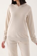 AR2623-S تريننج للنساء لون بيج فاتح قطن ثلاث خيوط مع طاقية - الصورة 2