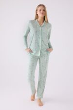 AR3064-S طقم بيجاما بأزرار للنساء قطن لون فستقي