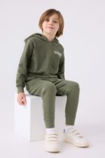 RP3375 تريننج قطن للاولاد مع طاقية مبطن ودافئ لون اخضر