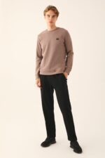 AR2782-S طقم بيجاما قطعتين بلونها المميز للرجال بلوز تريكو لون بيج