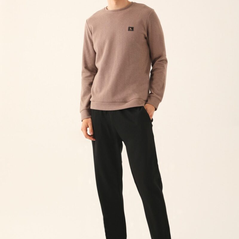 AR2782-S طقم بيجاما قطعتين بلونها المميز للرجال بلوز تريكو لون بيج