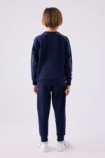 US1937  US POLO ASSN تريننج ماركة يو اس بولو لون كحلي للرياضة مع  مع خطوط باللون الابيض قطن ثلاث خيوط - الصورة 4