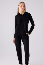 PC8923-S PIERRE CARDIN طقم تريننج للنساء قطعتين مع طاقية لون اسود