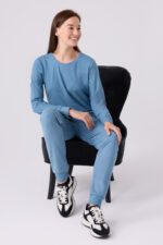 ⁦PC8925-S PIERRE CARDIN طقم تريننج للنساء قطعتين لون ازرق⁩ - الصورة ⁦2⁩